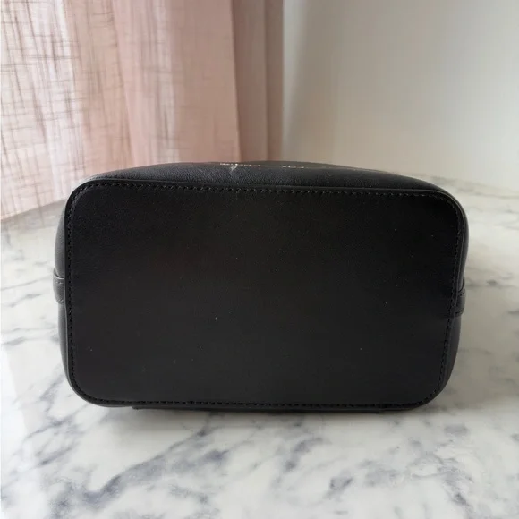 Michael Kors Eden Black Bucket Bag - Picture 7 of 11